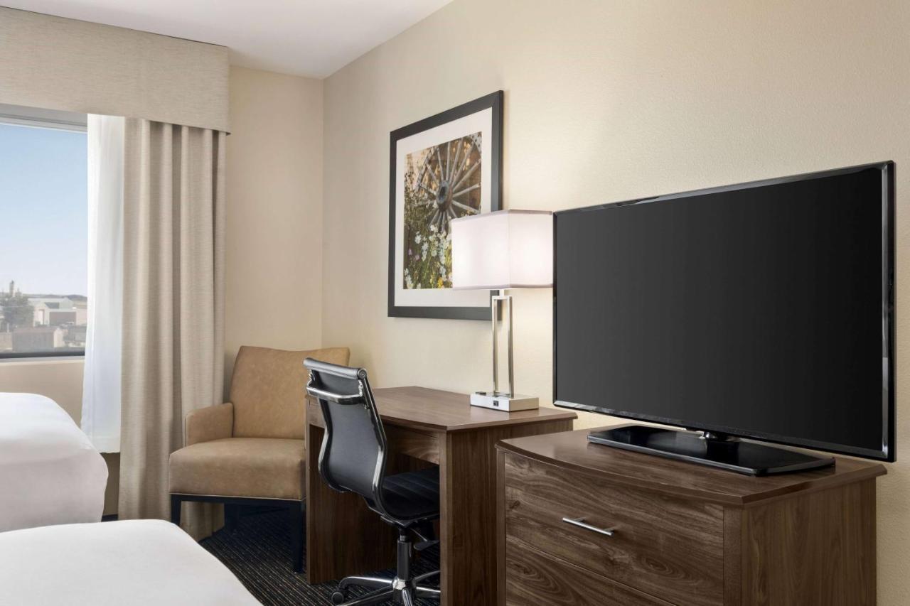 Baymont By Wyndham Rawlins Hotell Eksteriør bilde