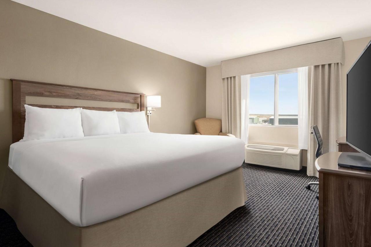 Baymont By Wyndham Rawlins Hotell Eksteriør bilde