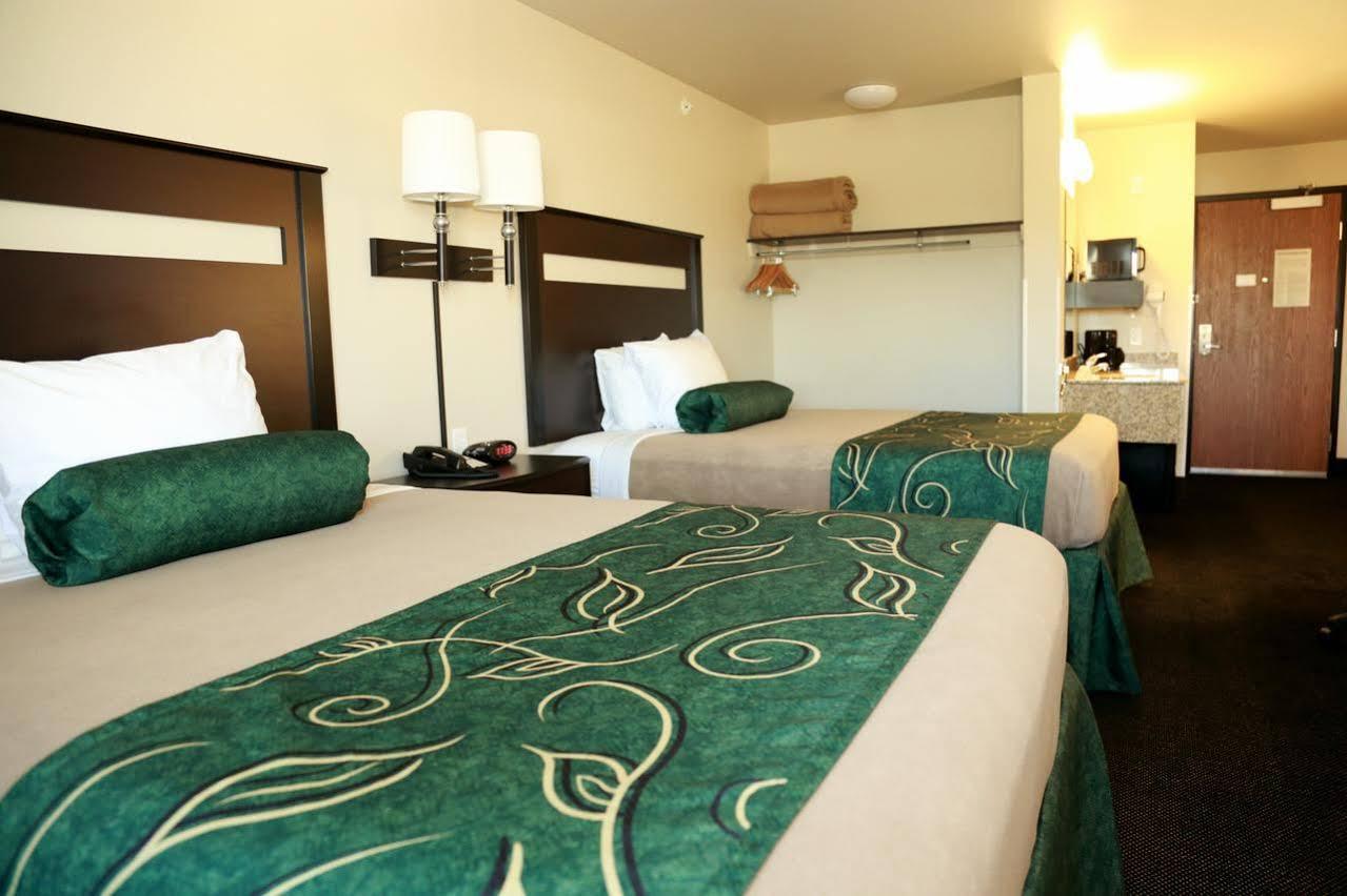 Baymont By Wyndham Rawlins Hotell Eksteriør bilde